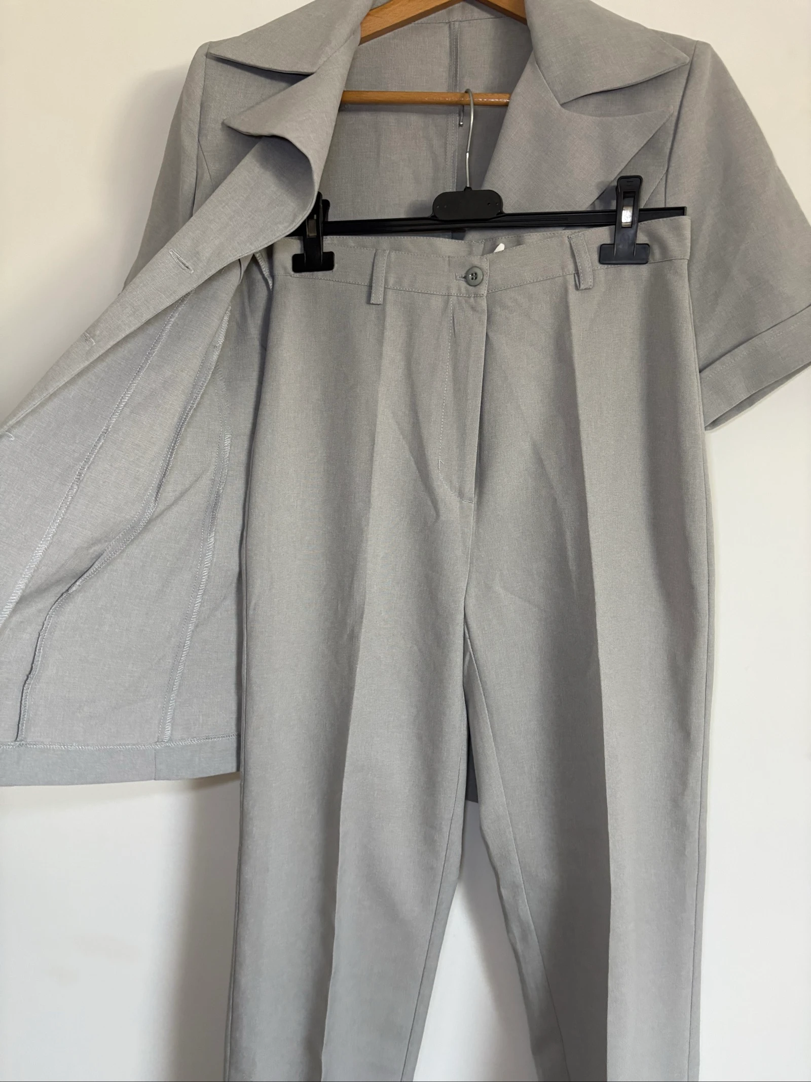 Suit – photo 2